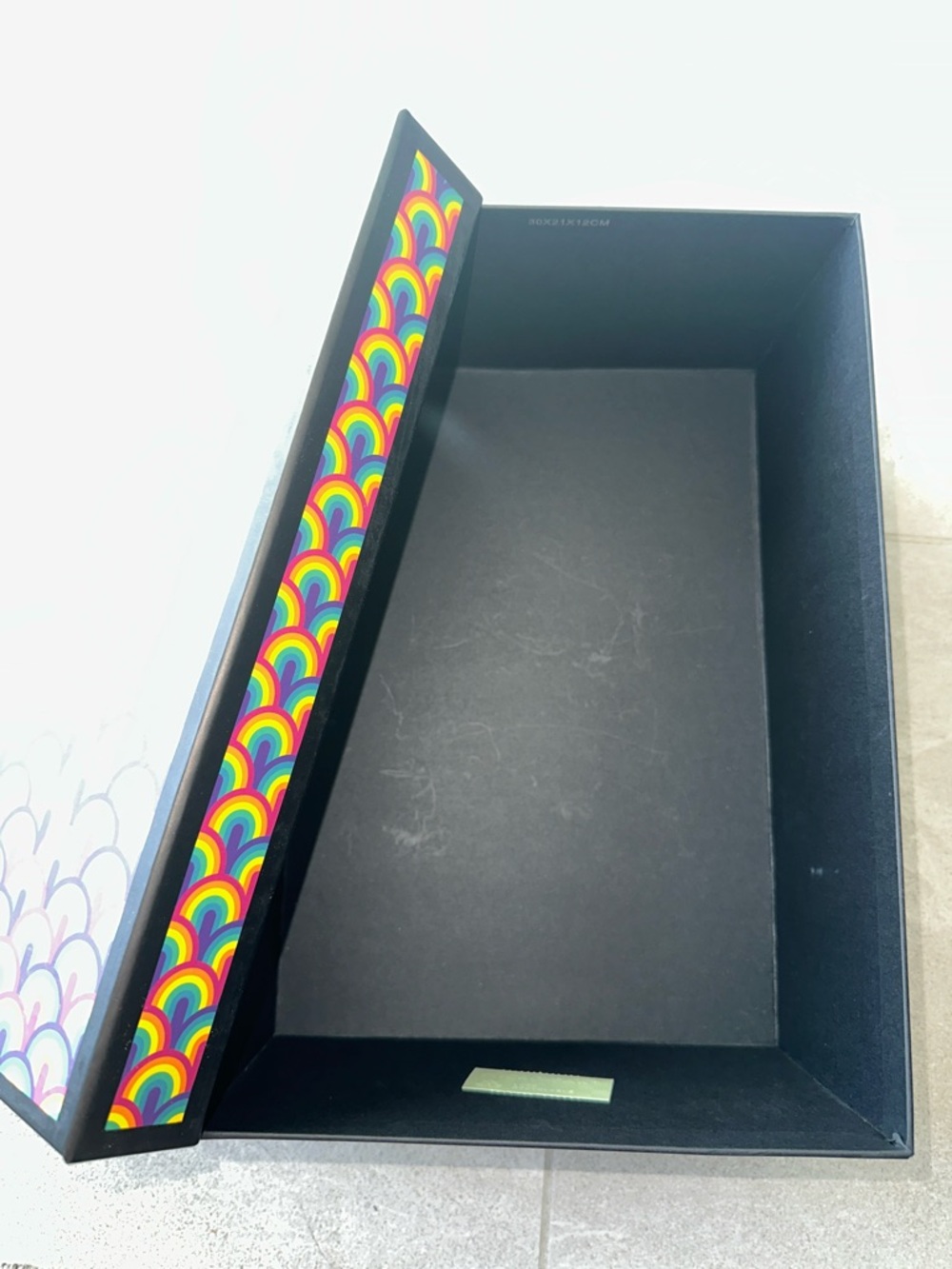 Kurt Geiger Multicolor Rainbow Pattern Decorative Box - Picture 7 of 7